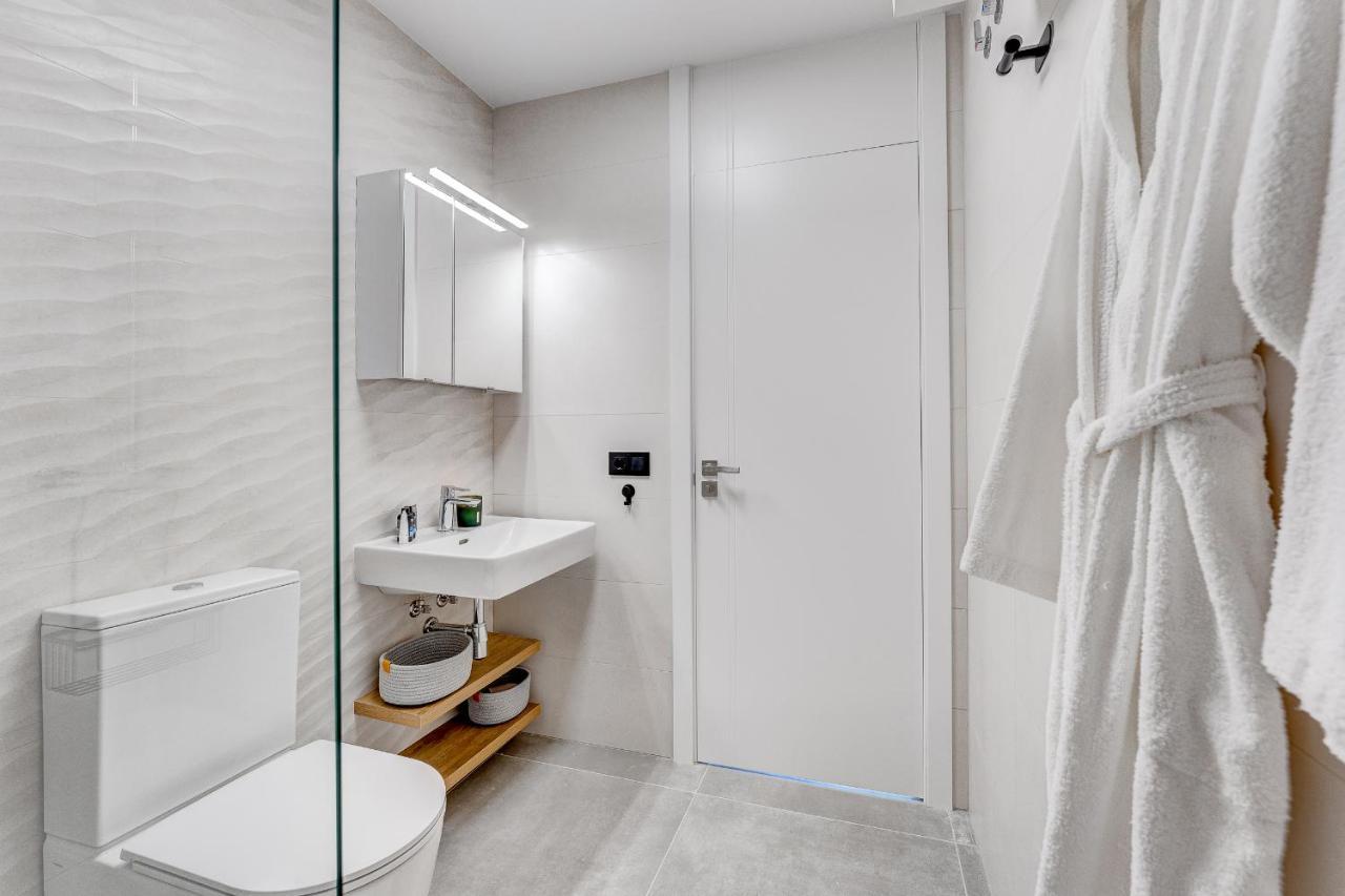 Modern New Apartment Las Terrazas De Costa Adeje. Heated Pool, Big Terrace And Private Parking Εξωτερικό φωτογραφία